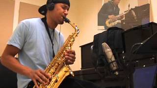 Nikki Williams - Glowing - Alto Saxophone by charlez360