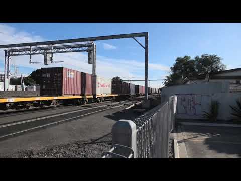 G520 XR559 G523 on Freight  at Middle Footscray