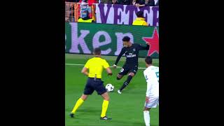 When Referees Become Defenders😂🔥