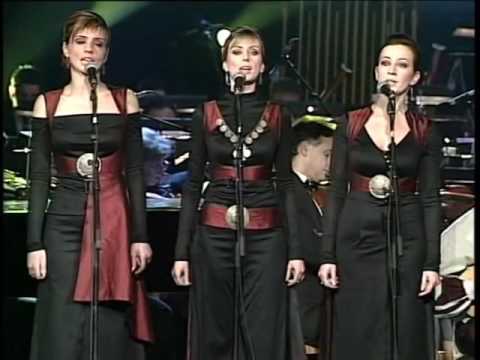 'Vo nashe selo'   Macedonian Ethno Music Group   Synthesis