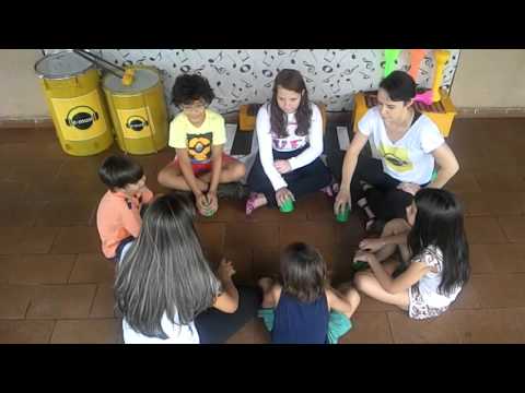Atividade Musical parte 2 Sambalelê - Copo