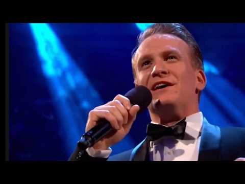 Jamie Parker sings "From this Moment On" with the John Wilson Orchestra