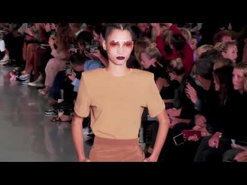 Max Mara Milan Woman SS 2020