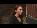 De Racismekaart | Aya Selman: 'Ik wil niet dat mijn kind het moeilijk krijgt met solliciteren'