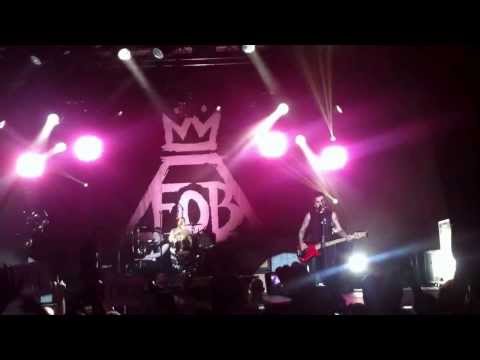 Fall Out Boy - Save Rock And Roll @ Le Phare, Toulouse. (HD)