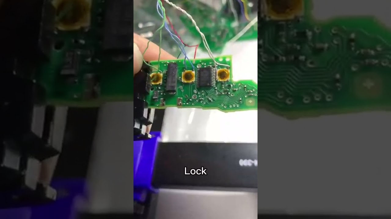 Vw Passat smart key is modified to luxury car lcd key