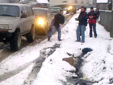 AM AJUNS SI IN ARDAN CU AJUTOARE.mp4