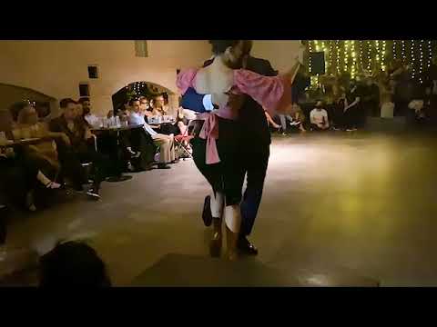 Magdalena Valdez & Sebastián Jiménez --  Tierrita --    D' Arienzo / Mauré  LIRONDO TANGO