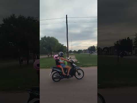 Caminando unas 30 cuadras llegamos al otro extremo de la avenida principal de toay la Pampa