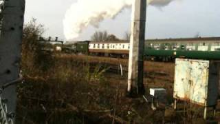 preview picture of video 'Bittern 60019 at Woking 1st Dec 2009 on the Cathedrals Express'
