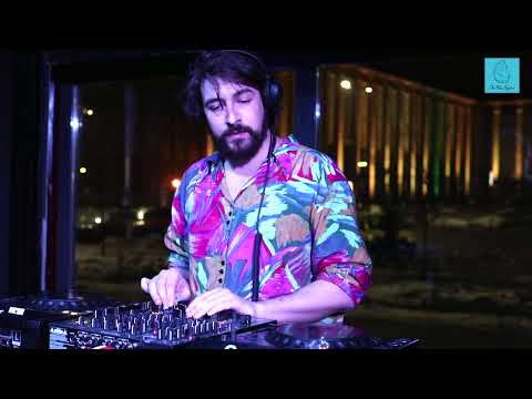 The Blue Oyster: Deaf Can Dance / 20.02 / 18 - 19