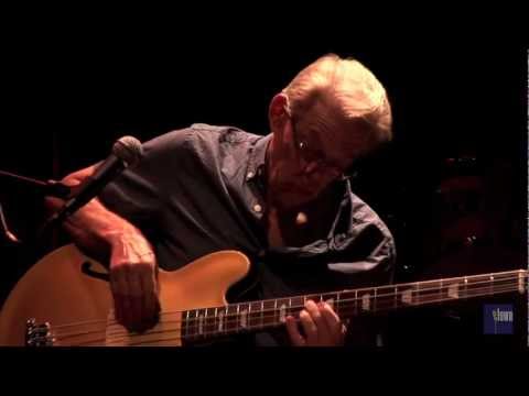 Hot Tuna - "Hesitation Blues" (eTown webisode 88)