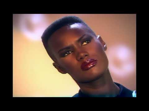 Grace Jones - I've Seen That Face Before (Libertango), 1981 / digital remastering by FFFclub