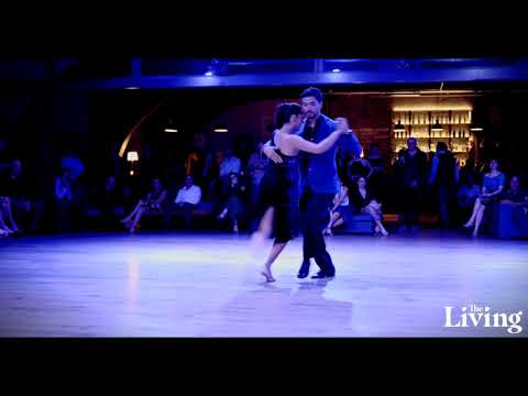 Rodrigo Palacios y Karina Colmeiro - Que Dios Te Ayude