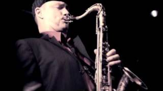 Mike Tucker  saxophone