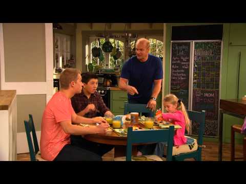 Good Luck Charlie 4.17 (Clip)