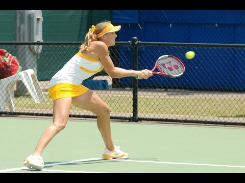 Теннис Франция  12:00 Гуркач Х. (Пол) - Эмери К. (Фра)