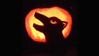 Pumpkin carving: Wolf-