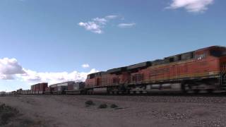 preview picture of video 'BNSF 5211 East- Ibis, Ca'