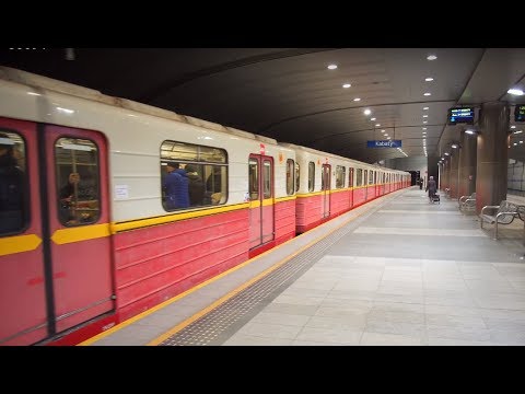 Polônia, Varsóvia, viagem de metrô de Plac Wilsona a Dworzec Gdański