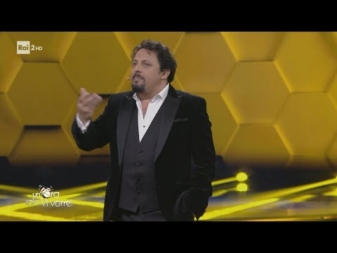 Monologo: "Biden" - Un'ora sola vi vorrei 28/12/2021