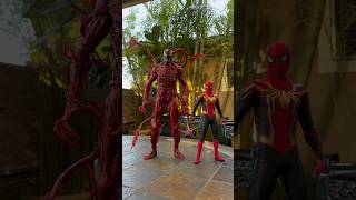 Hot Toys Carnage Size Comparison #hottoys #toys #marvel #spiderman #marvellegends #venom