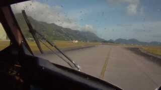 preview picture of video 'Flight to Frégate Island: Takeoff at Seychelles International Airport (FSIA)'