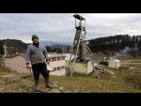 Life in Aninoasa, one of the poorest cities in Romania
