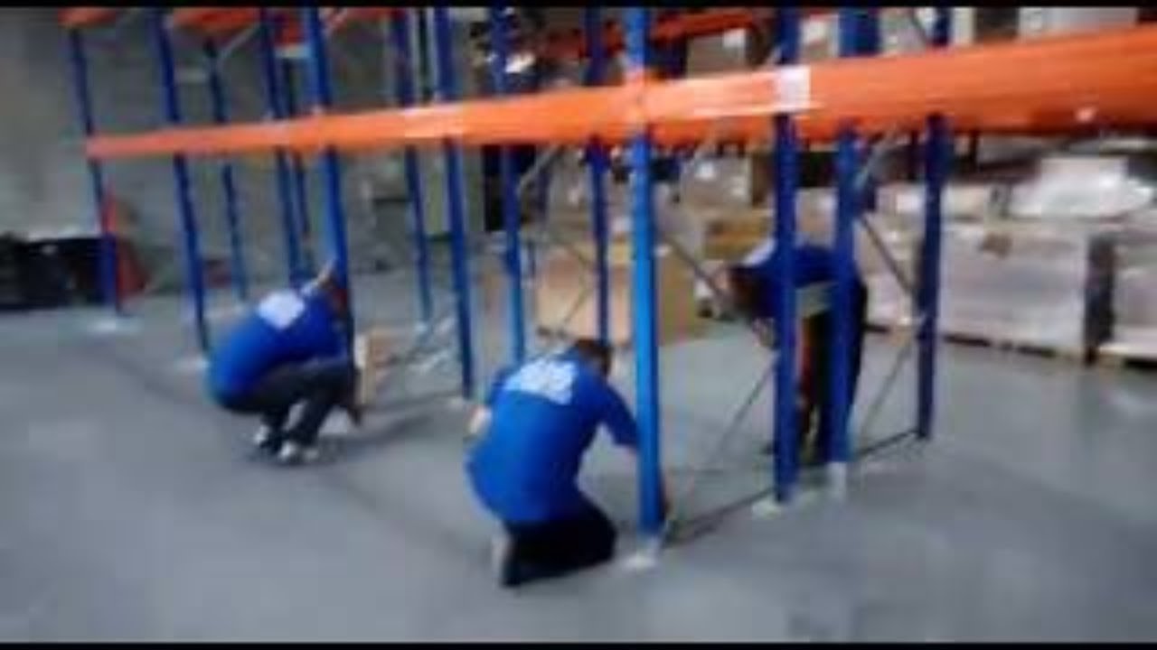 Montagem, Porta Paletes Mezaninos Gondolas e Estantes de Aço em Centro de Distribuição e Atacadistas