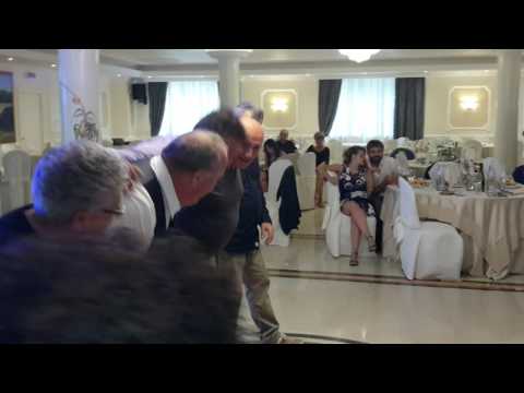 IL BALLO DEL COWBOY CON IL PAPA' DELLA SPOSA - MUSICA E ANIMAZIONE MATRIMONIO FRANCESCO BARATTUCCI -