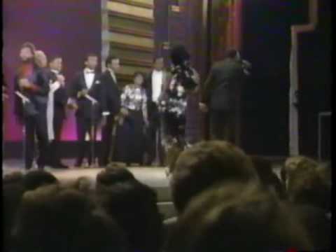Mary Don't You Weep- Various Gospel Super Stars "Wow" (1987)