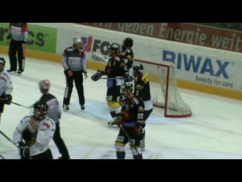 SCB ELITE A - HC LUGANO 6:2_13.09.09_Dennis Saikkonen cool save