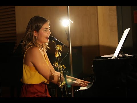 Tanz mit mir (Haifischbarpolka) -  Constanze Kochanek (Anna Depenbusch Cover)