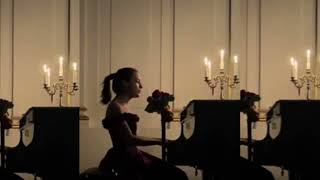 Musik-Video-Miniaturansicht zu Miłość Jest Ślepa Songtext von Sanah