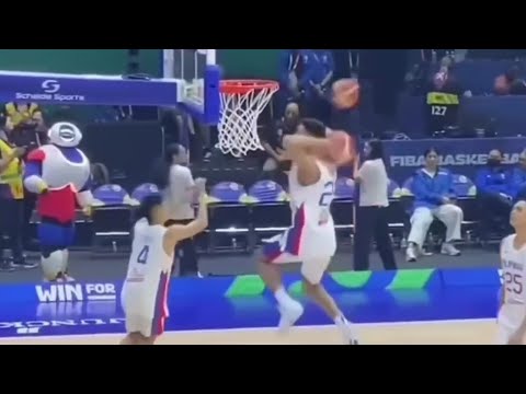 Rhenz Abando vs Scottie Thompson, palupitan ng warm up dunk.