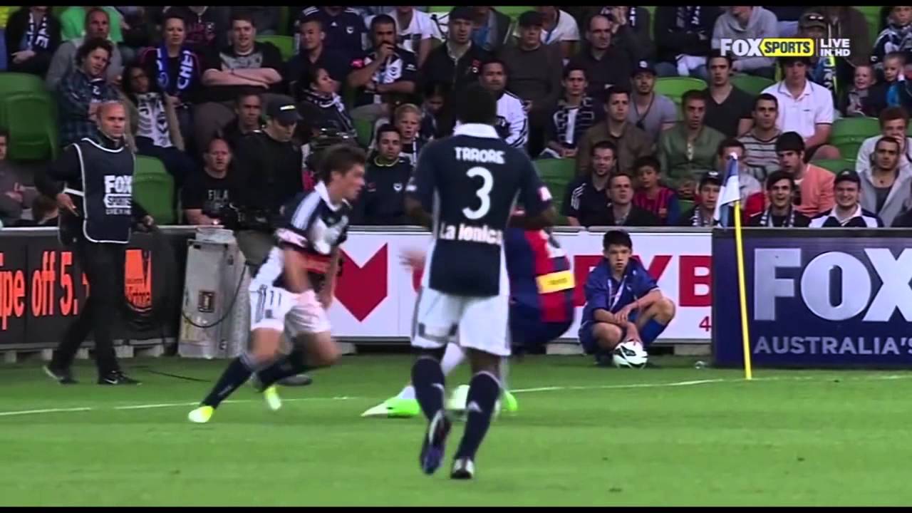 Marco Rojas tearing the Newcastle Jets a new one!