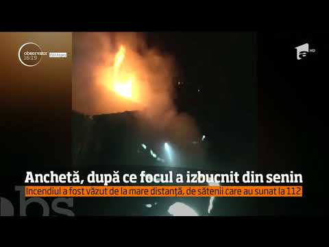 Incendiu la miezul nopții într-o comună din Argeș