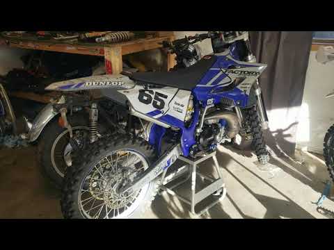 YZ325 idle and rev