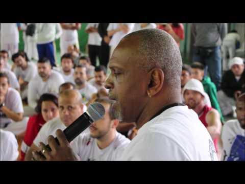 Mestre Mão Branca XV Clínica de Capoeira