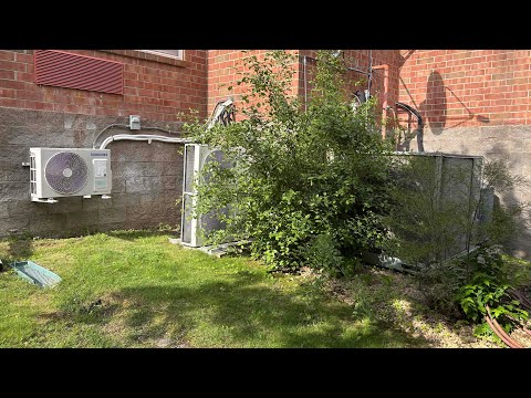 2020 Samsung, 2007 Carrier, 2017 Bryant Gemini RTU, and 2017 Carrier air conditioners! (1 running)