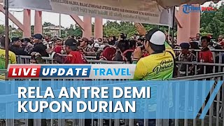 Ribuan Masyarakat Karimun Antre Kupon di Coastal Area, Rela Berdesak-desakan Demi Durian Gratis
