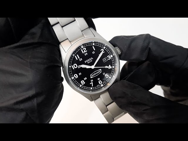 Vídeo relacionado con Fossil Reloj para Hombre Defender, Movimiento Solar, Caja de 46mm de Acero Inoxidable Plateado con Correa de Acero Inoxidable, FS5976