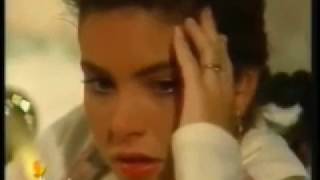 Lucero - Cuando Llega El Amor (Official Video)