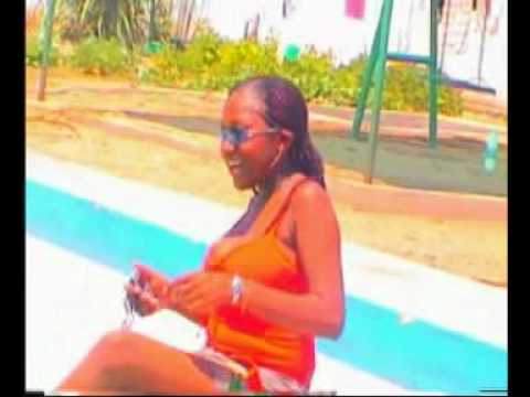 Oliver Style - Fofucha.DAT