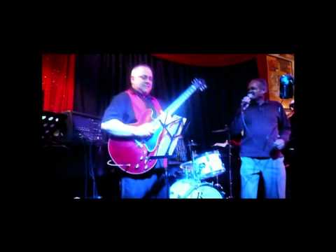 eBLUES - Blues in A with Errol Knowles.wmv