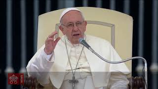 Papa: com o Sacramento da Crisma ser sal e luz do mundo