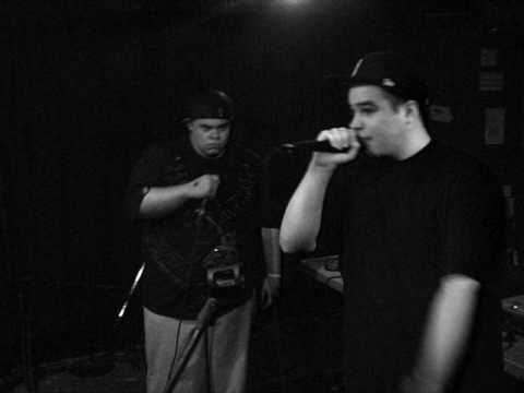 Mark Deez ft Powder - Rhyme Annihilators (Prod by Mr. Type) (2009)