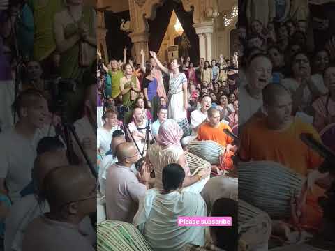 Vrindavan dham iskcon Temple Mein videshi bhakton dwara kirtan