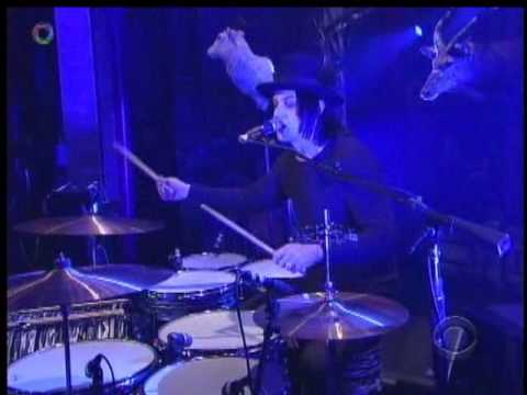 The Dead Weather live at Letterman 2010
