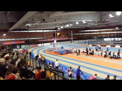 Floria Gueï 23.23 sur 200m Lyon 31 janvier 2016